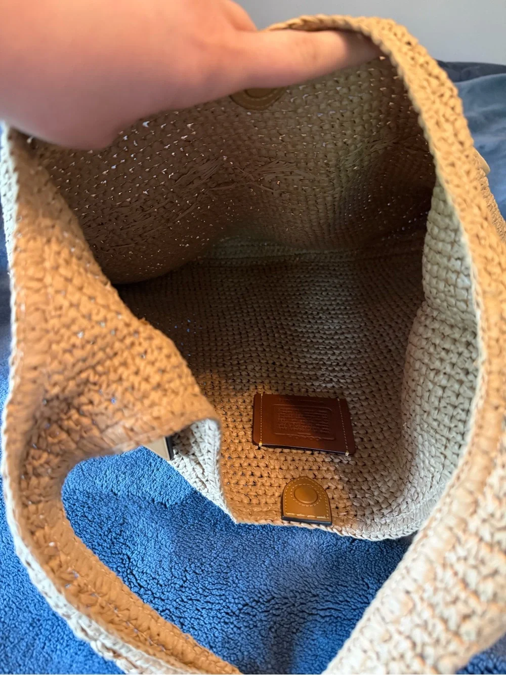 Coach Straw Woven Hobo Bag in Natural Beige - Picture 3 of 3